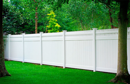 Composite White Picket Fence